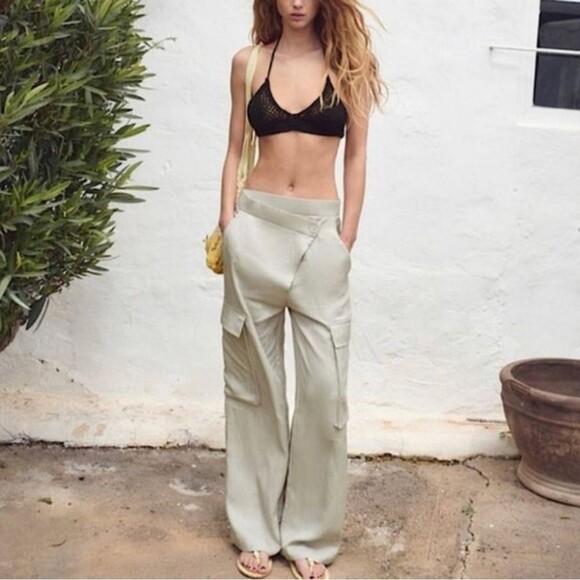 Zara Crossover Button Waist Wide Leg Gray Cargo Pants Women's Size Small - Picture 1 of 10